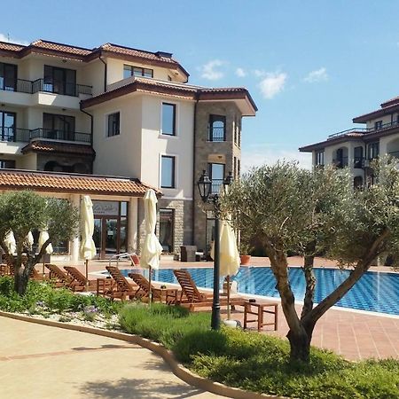 Sarafovo D&V Apartments Burgasz Kültér fotó