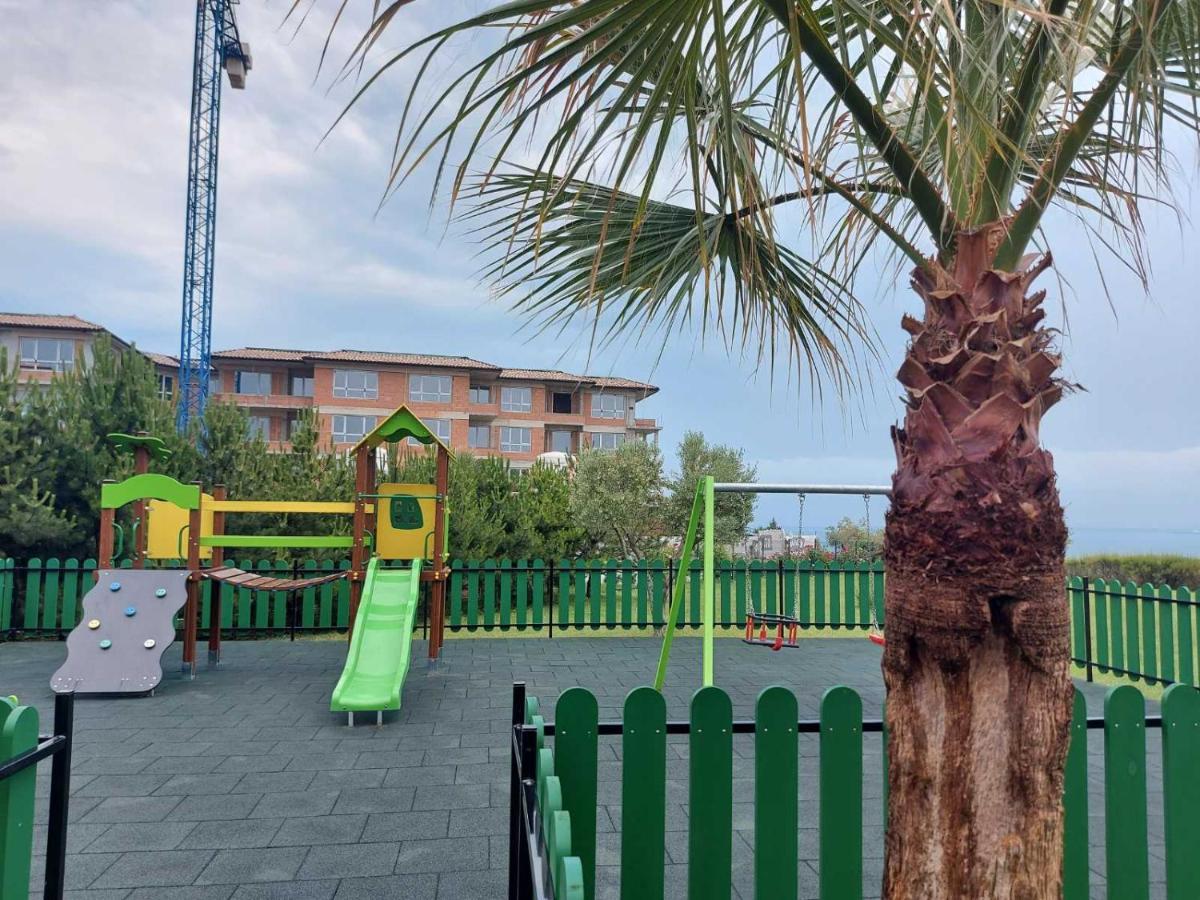 Sarafovo D&V Apartments Burgasz Kültér fotó