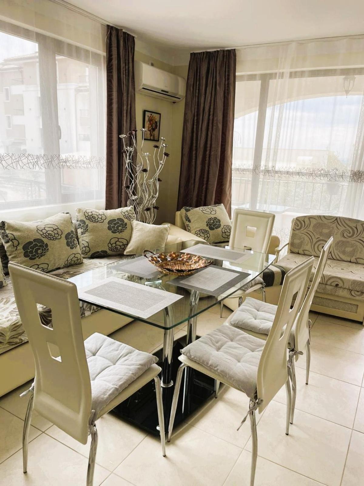 Sarafovo D&V Apartments Burgasz Kültér fotó